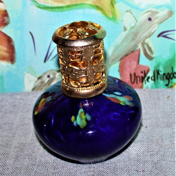 NWOB BEAUTIFUL BLUE GLASS OIL BURNER/DIFUSSER. - Picture 2 of 8